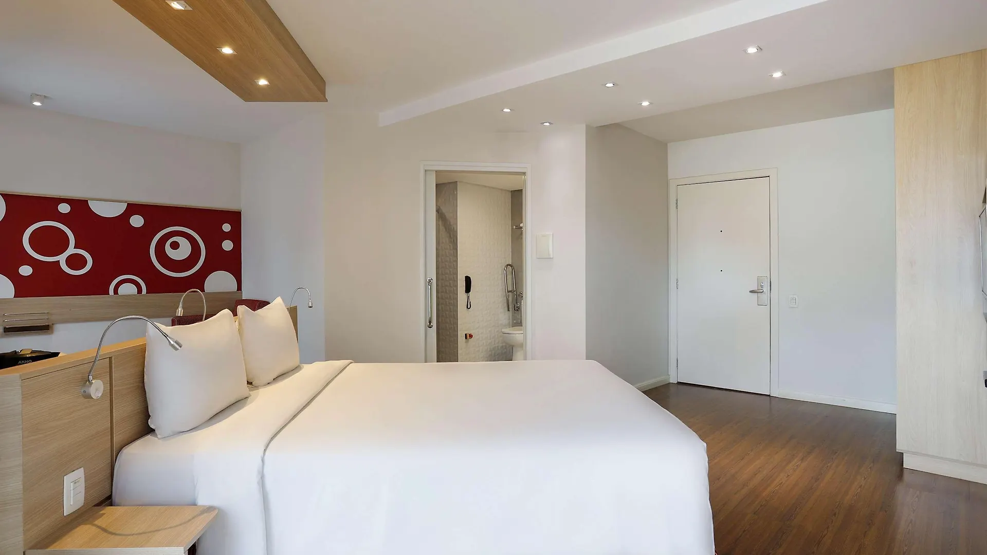 Mercure Sao Paulo Alamedas 4*,